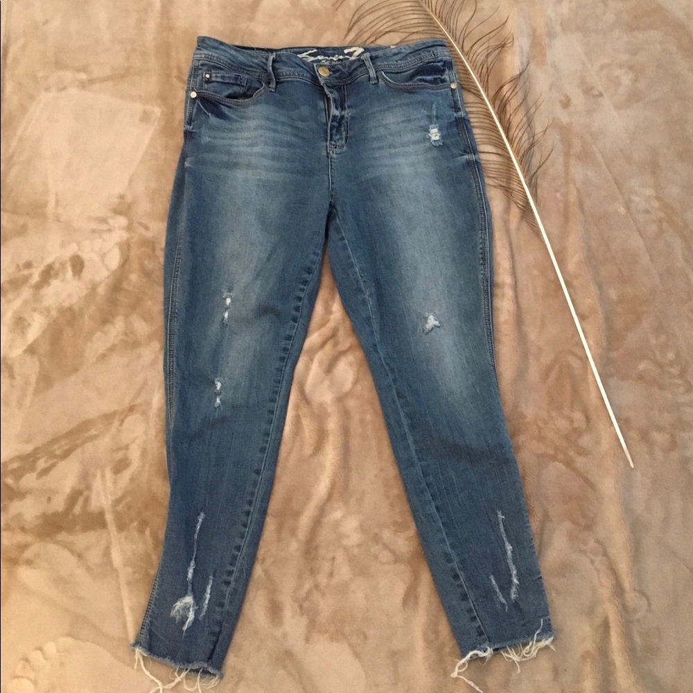 Seven7 Distressed Legging Jeans Size 14
